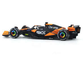 2024 McLaren MCL38 No. 81 Oscar Piastri 1:43 Bburago Formula 1 diecast scale model car