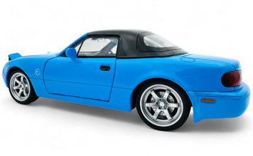 Mazda MX-5 Miata 1990 Convertible diecast scale model car collectible