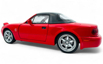 Mazda MX-5 Miata 1990 Convertible diecast scale model car collectible