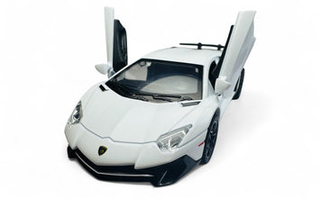 Lamborghini Aventador SVJ diecast scale model car collectible