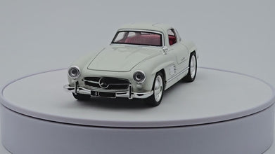 1954 Mercedes-Benz 300SL 1:24  diecast scale model car collectible