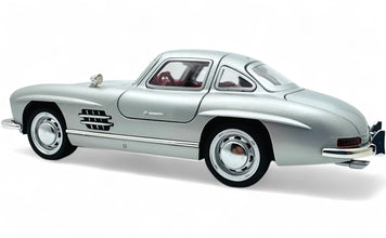 1954 Mercedes-Benz 300SL diecast scale model car collectible